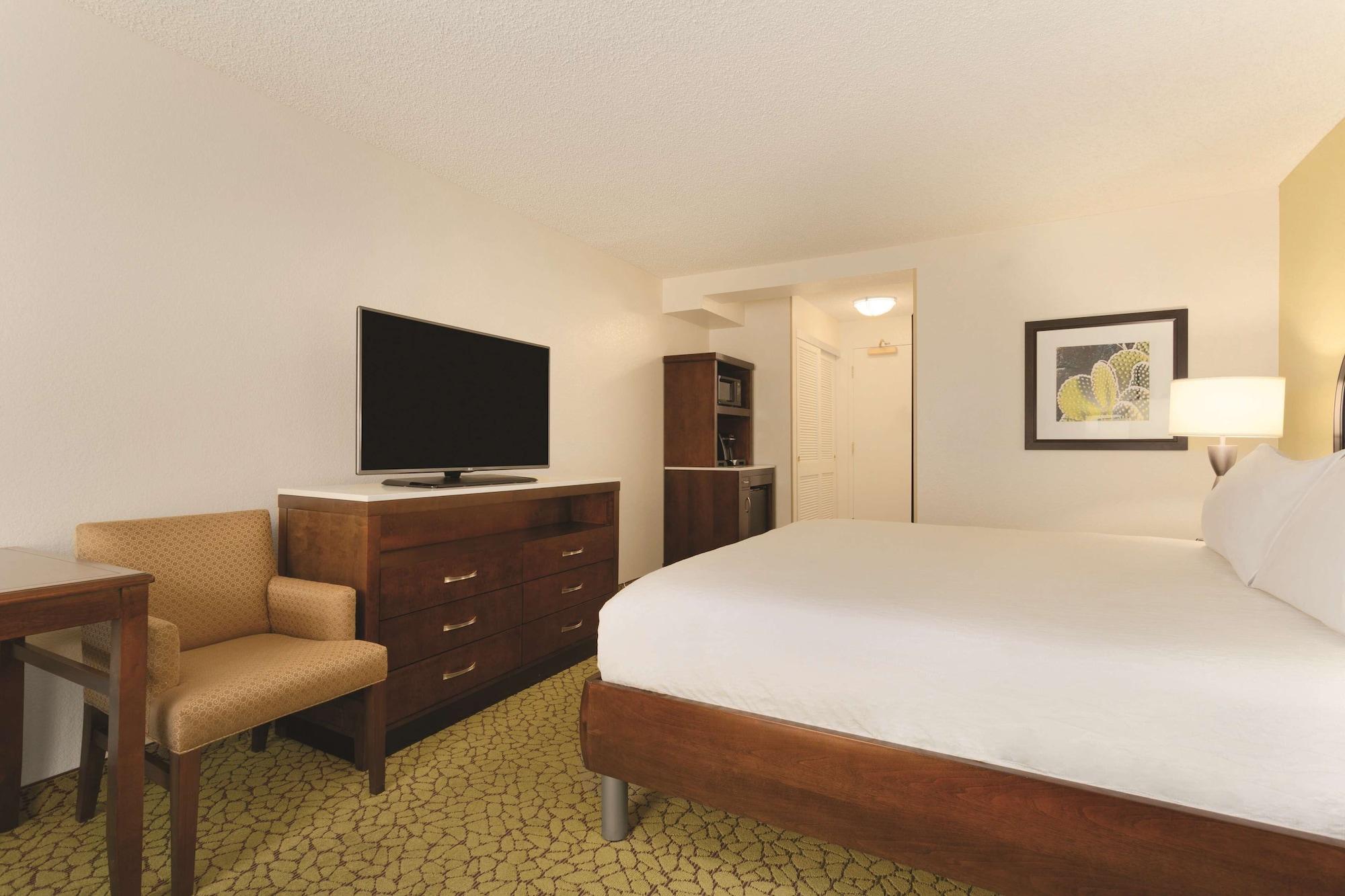 Hilton Garden Inn Anaheim/Garden Grove Exteriér fotografie