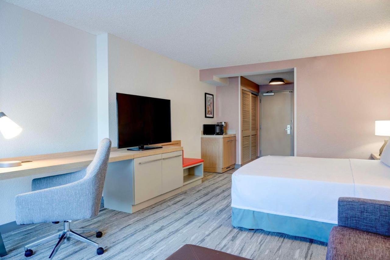 Hilton Garden Inn Anaheim/Garden Grove Exteriér fotografie